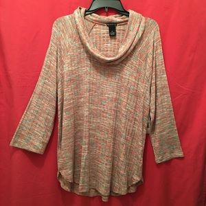 Pretty cowl neck 3/4 sleeve top NWT